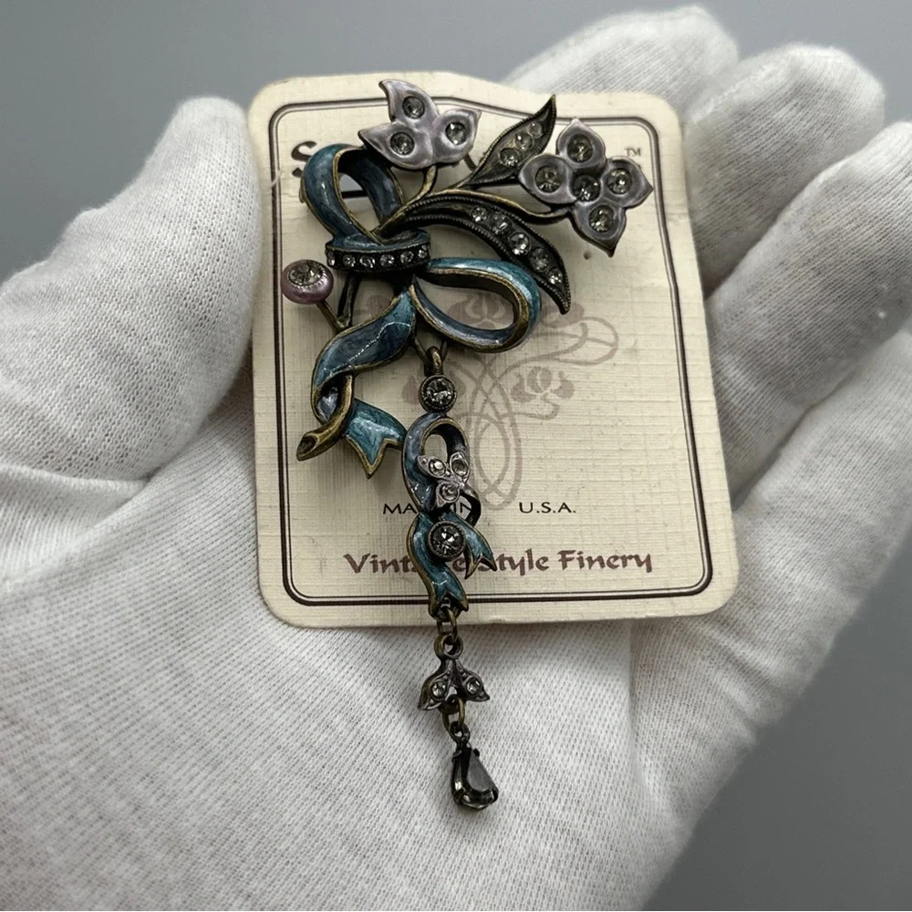 Vintage Sweet Romance Brooch Enamel Ribbon‎ Rhinestones #66